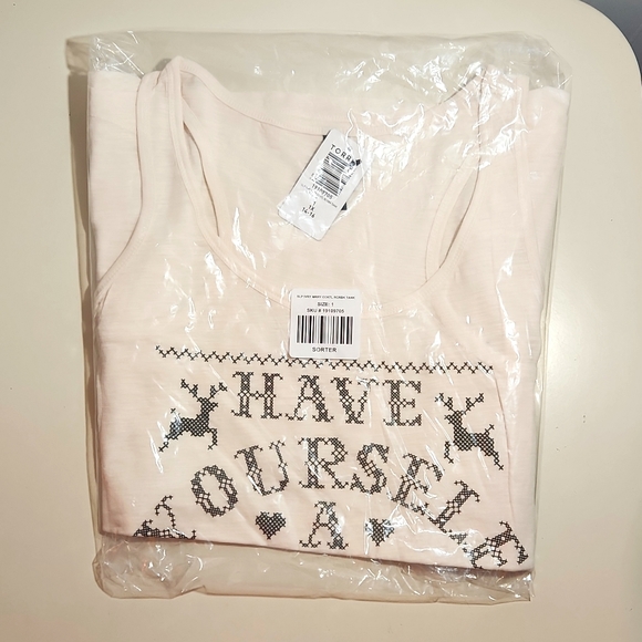 ❤️NWT TORRID TANK - MERRY LITTLE COCKTAIL CHRISTMAS RACERBACK SLEEP PAJAMA CAMI - Picture 5 of 9